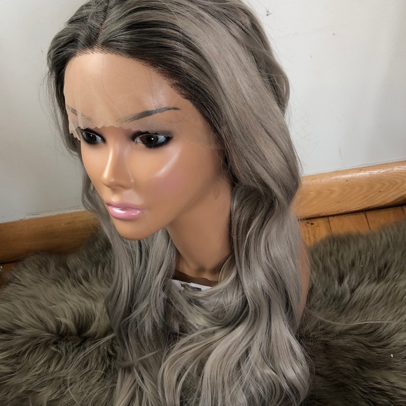 💫24” GREY OMBRÉ BODY WAVY LACE FRONT WIG💫 *NWT* - Picture 4 of 8